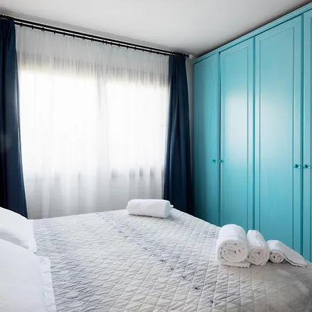 Casa Laura Al Mare Con Piscina