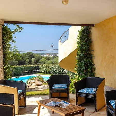 Casa Laura Al Mare Con Piscina * Olbia