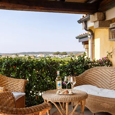 Сasa de vacaciones Casa Laura Al Mare Con Piscina