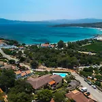 Casa Laura Al Mare Con Piscina Olbia