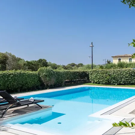 Casa Laura Al Mare Con Piscina Holiday home