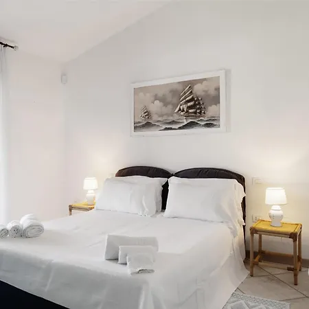 Holiday home Casa Laura Al Mare Con Piscina *