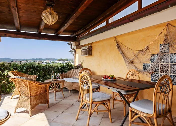 Casa Laura Al Mare Con Piscina