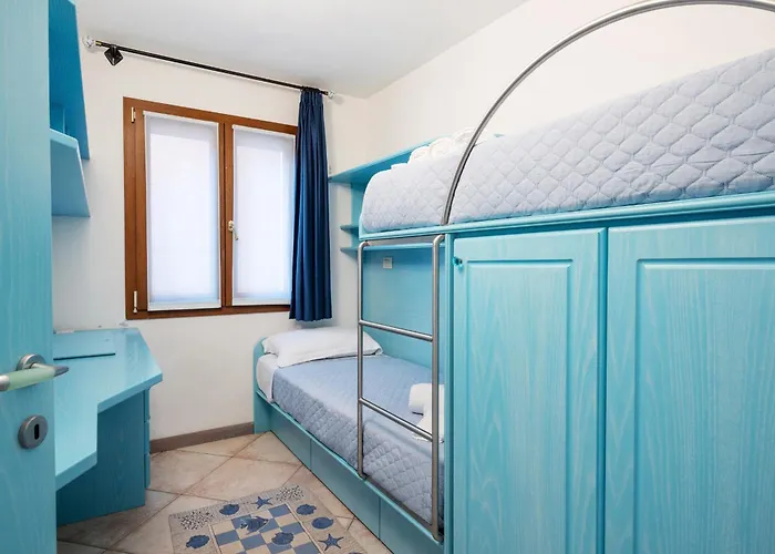 Casa Laura Al Mare Con Piscina Semesterbostad