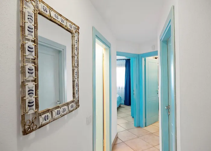 Semesterbostad Casa Laura Al Mare Con Piscina *