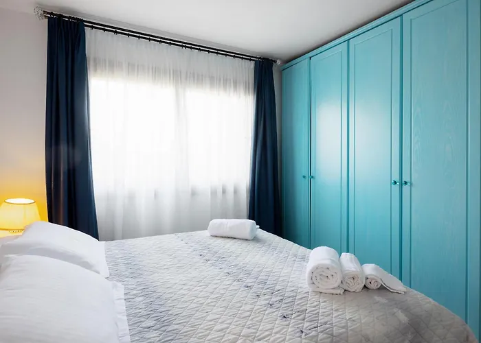 Casa Laura Al Mare Con Piscina