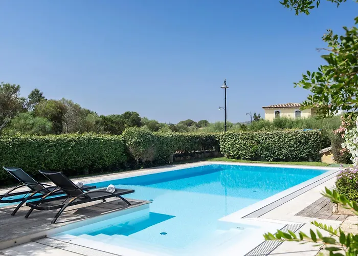 Casa Laura Al Mare Con Piscina Semesterbostad