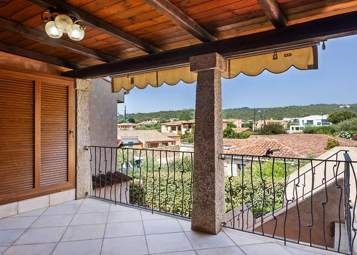 Casa Laura Al Mare Con Piscina