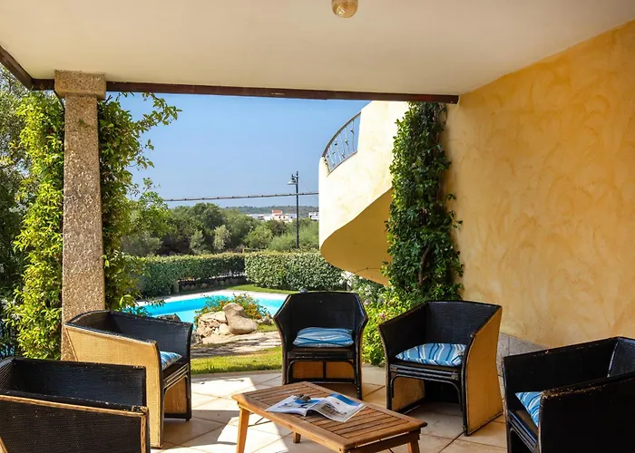 Casa Laura Al Mare Con Piscina * Olbia